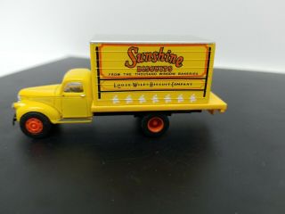 Cmw Classic Ho Scale International Sunshine Biscuits Truck