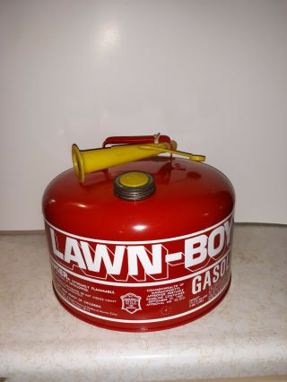 Vintage Lawn - Boy 2 1/2 Gallon Vented Red Metal Gas Can Pre Ban Spout W/screen