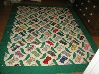 Machine And Hand Stitched Appliqued Tulip Quilt Large 77 X 100