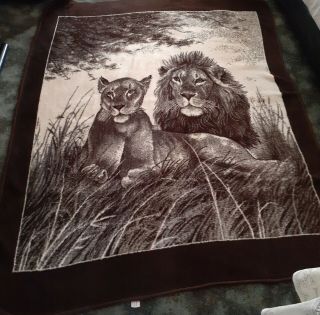San Marcos Vintage Lion Print Brown & Tan Reversible Blanket 92x69 Exc.  Cond.