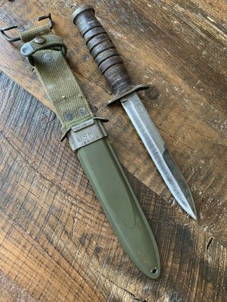Wwii Us M3 Six Grooved Guard Marked Utica Fighting Knife W/m8 Scabbard