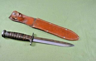 Wwii U.  S.  Military Case M3 Fighting Trench Knife With Sheath