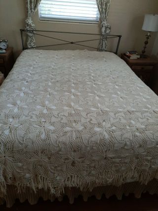Vtg Crocheted Bedspread Bed Cover Spread Ecrue Heavy 90 " X 92 "