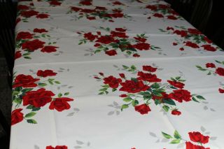 Vintage Wilendur Tablecloth Shaded Red Roses 56x68 4 Napkins 16x17