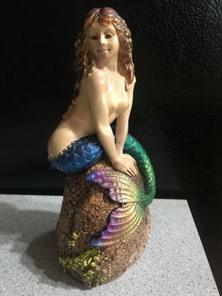 Windstone Editions Mermaid On A Rock 6” Figurine Statue Iridescent Paint Peñá 02