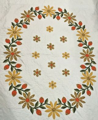 Vintage Hand Quilted Daisy Flowers Appliquéd Cotton Queen Sized Quilt 79 " X94 "