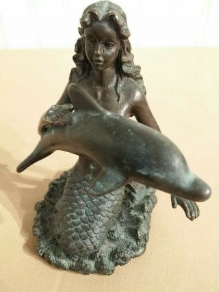 VINTAGE BRASS MERMAID FIGURINE STATUE PETTING DOLPHIN FISH MYTHICAL COLLECTIBLE 2