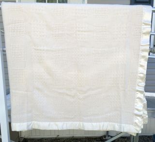 Faribault Woolen Mill Co.  100 Merino Wool Blanket Queen Woven Satin Cream