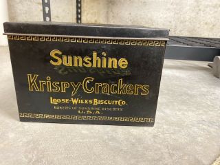 Sunshine Krispy Cracker Tin - Loose - Wiles Biscuit Company
