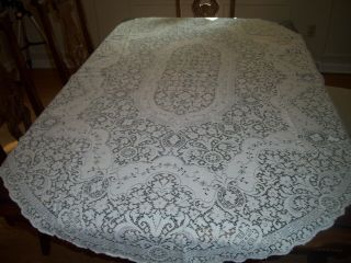 Vintage Oval Quaker Lace Off White Lace Tablecloth Floral Pattern 79 " X 52 "