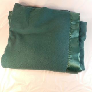 Fieldcrest Touch Of Class 100 Virgin Acrylic Blanket 88x88 Green Satin Binding