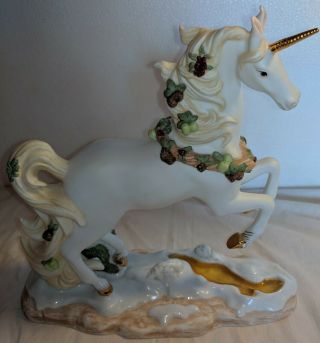 Yuletide Bliss Porcelain White Unicorn Figurine Statue With Gold Accents Xb