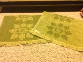 2 Cannon Sculpted Avocado Green Mid Century Vintage Mod Usa Hand Towels Fringe