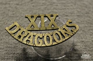 19th Alberta Dragoons Xix Shoulder Title Badge (inv 24125)