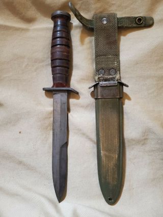 Imperial Wwii Us M3 Trench Fighting Knife With Us M8 Scabbard.