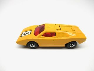 Matchbox Superfast 27 Yellow Lamborghini Countach