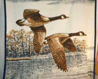 Vintage Biederlack USA REVERSIBLE Blanket Throw Geese In Flight 57 