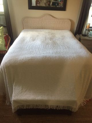 Vintage Morgan Jones White Popcorn Chenille Bedspread Full Size Fringe