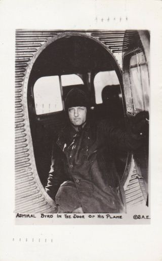 Ant10026) Pc Rp 1934,  Admiral Richard E Byrd In The Door Of His Plane,  This Card