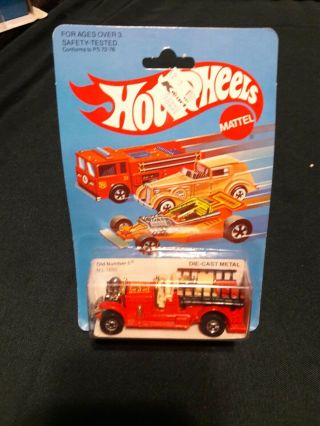 Hot Wheels - Old Number 5 No.  1695 - Firetruck - In Package Unpunched