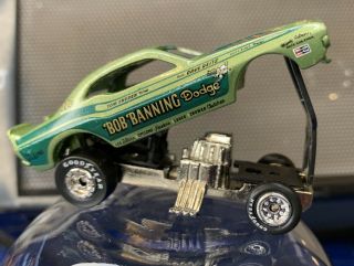 J.  L.  Bob Banning Dodge Challenger 2 1995 Johnny Lightning Playing Mantis