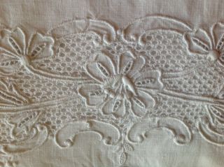 Vintage Embroidered Linen Sheet And Two Matching Pillow Cases