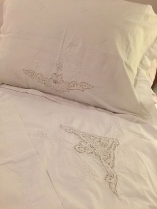 White Cotton Queen Embroidered Flat Sheet With 2 Pillow Cases Embroidered