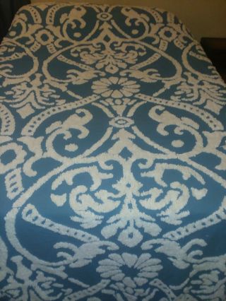 Vintage Queen Size Chenille Bedspread Blue White Pattern Fringe