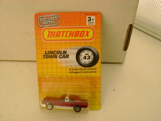 1990 Matchbox Superfast Mb 43 Maroon Red Lincoln Town Car On Card