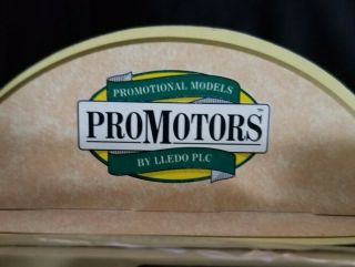 Lledo ProMotors Days Gone Dawn Donuts & Norman Rockwell Saturday Post 3
