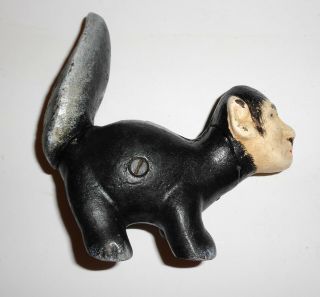 Vintage Wwii Propaganda Hitler As Skunk Cast - Iron Figurine " Der Phew - Er