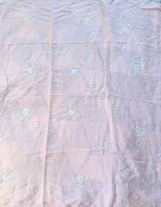 Vintage 40s 50s Pink And White Floral Embroidered Swiss Dot Luncheon Tablecloth