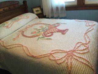 Vintage Pink & White Flower Basket Chenille Full Bedspread Good To Use Or Cutter