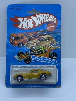 Vintage Hot Wheels Blackwalls ‘63 Corvette Split Window No.  1136 Gold 1982 Hk