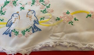 Vintage Pair BLUEBIRDS Vintage White Cotton Pillowcases Embroidered Flower Birds 2