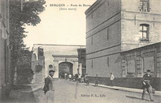 Cpa 59 Bergues Porte De Bierne Intra Muros (cpa Rare