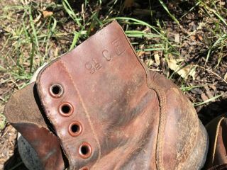Early WW2 WWII U.  S.  Army field shoes low quarter boots russet not roughout G.  I. 2