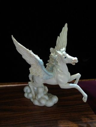 White Pegasus Winged Horse Figurine 10 " X 8 " High Resin Statue Vgc