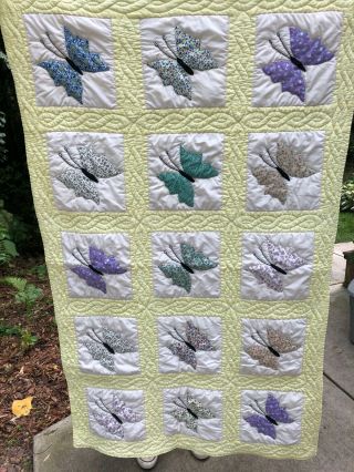 Vintage Hand Quilted And Appliqued Crib Or Child 