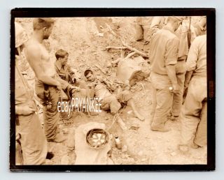 Ww2 Type - 1 Marine Corps Iwo Jima Photo / Captured Japanese Wounded Pow Prisoner
