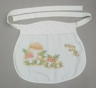 Vintage Sears Merry Mushroom Apron Cream Cotton Polyester Blend Made In Canada