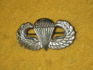 Wwii Us Army Paratrooper Badge - J.  R.  Gaunt,  British - Made,  Pb