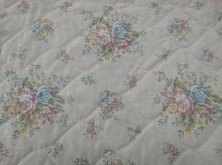 VTG Quilted Small Floral Ruffled Bedspread w/Sham made in USA TWIN size PREOWN 2