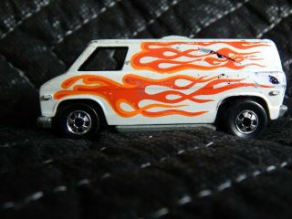 Mattel Hot Wheels,  Vintage 1974,  White Van With Flames