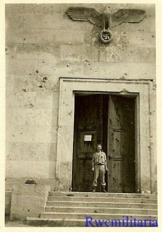 VICTORY US Soldier Posed by Marked German Government Building Entrance 2
