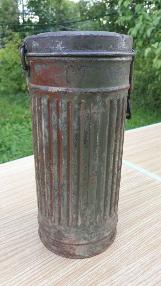 Ww2 Wwii German Wehrmacht Gas Mask Container Box.