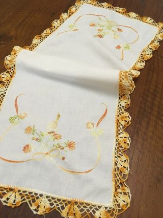 Vintage Table Runner Scarf Hand Embroidered Linen With Crochet Trim 15 " X 40 "