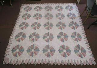 Arch Quilts Elmsford N.  Y.  Handcrafted " 82 " X 76  Dresden Plate Pattern "