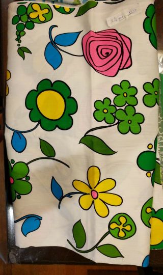 Hjg - 1012 2 3/4 Yards Fabric White W/ Pink,  Yellow Green Flowers