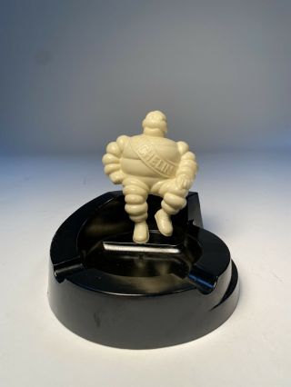 Nos 1940s Michelin Man Figural Bakelite Ashtray Made In U.  S.  A.